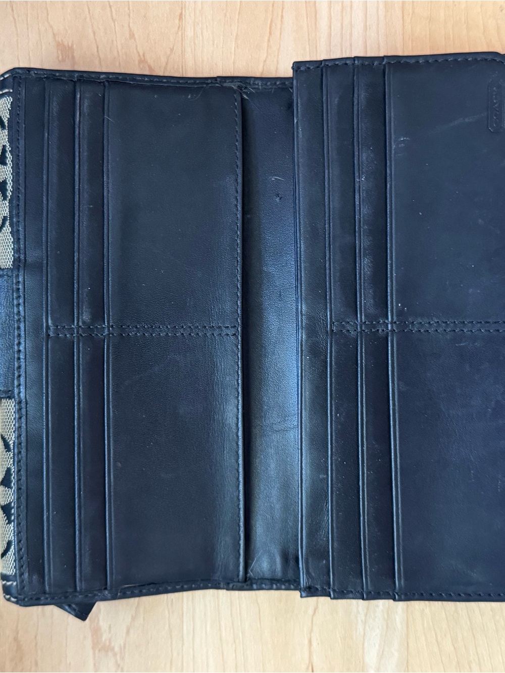 Coach Signature Canvas Wallet in Black and Tan with Turnlock - Picture 5 of 6